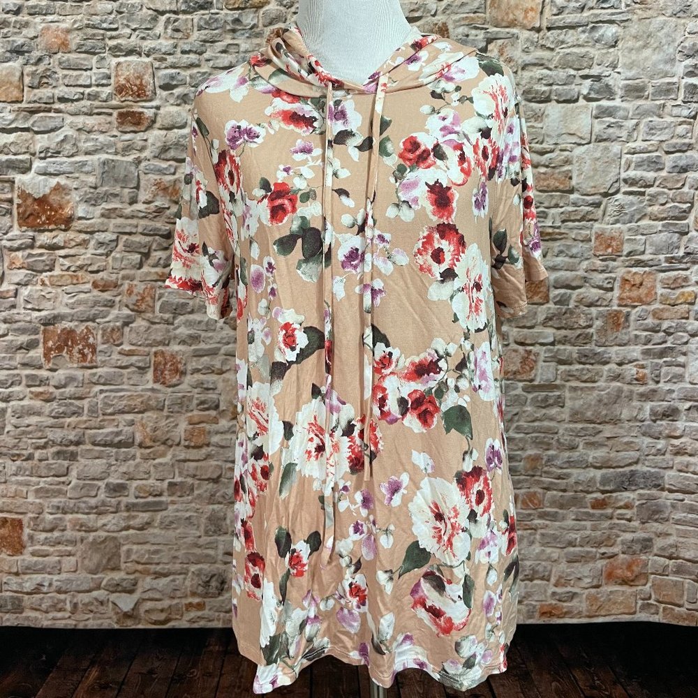 NWT E.Luna Floral Hooded Short Sleeve Top